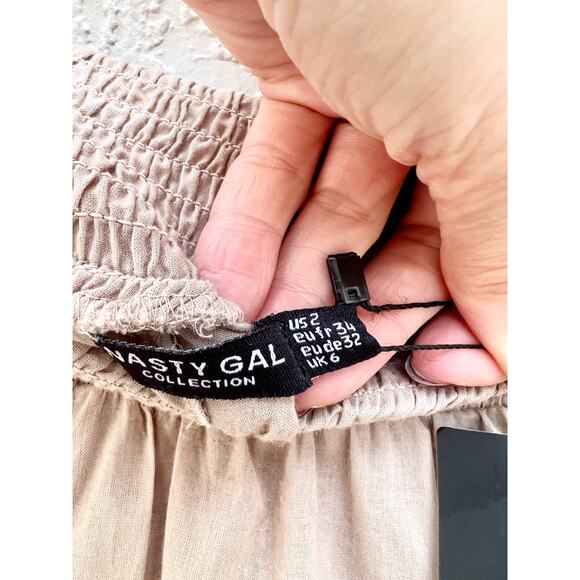 NWT Nasty Gal Long Sleeve Cotton Tie-Front Top and Ruffle Short Set Stone Size 6 - Picture 10 of 12